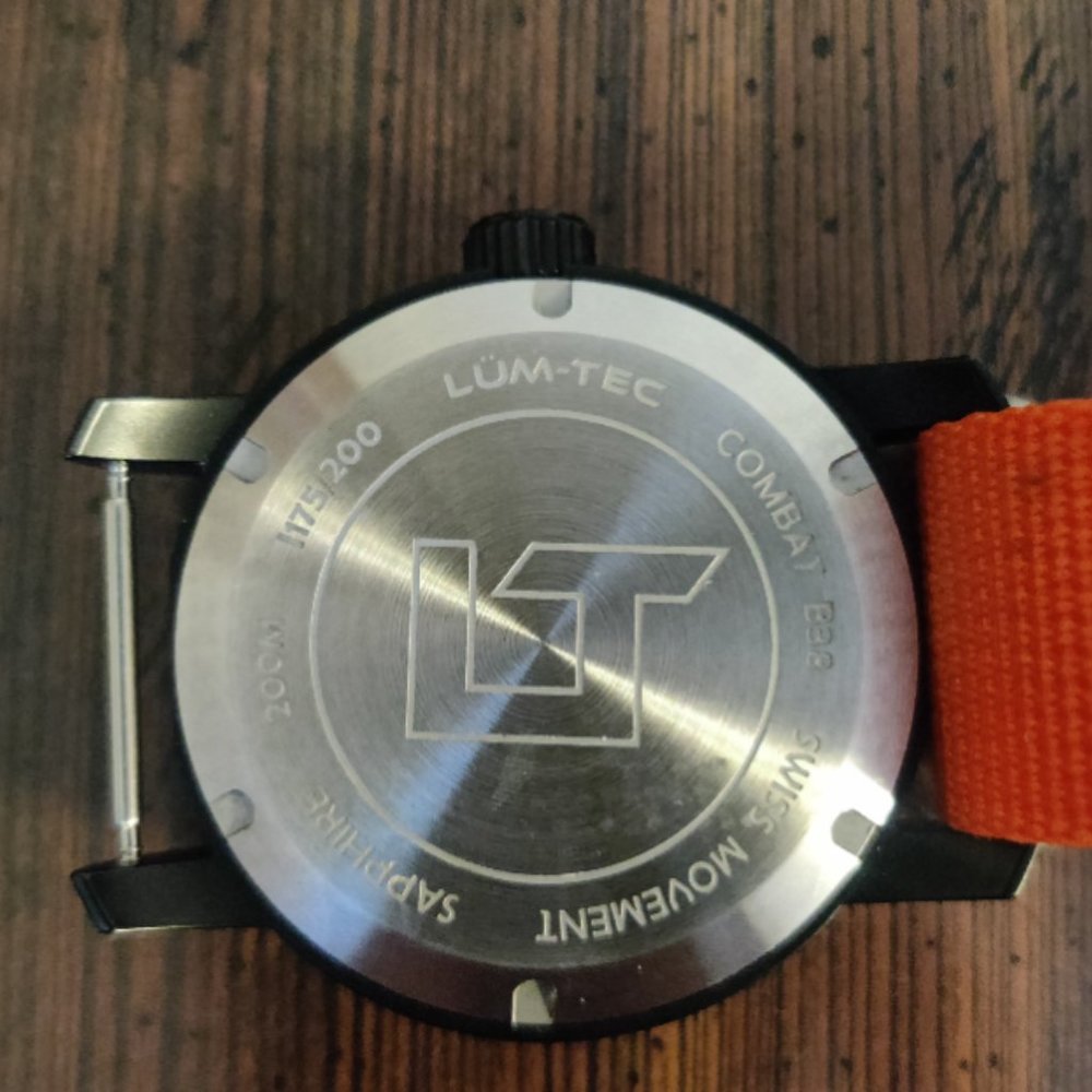 Lum-Tec Combat B38 GMT Watch - Picture 5 of 14